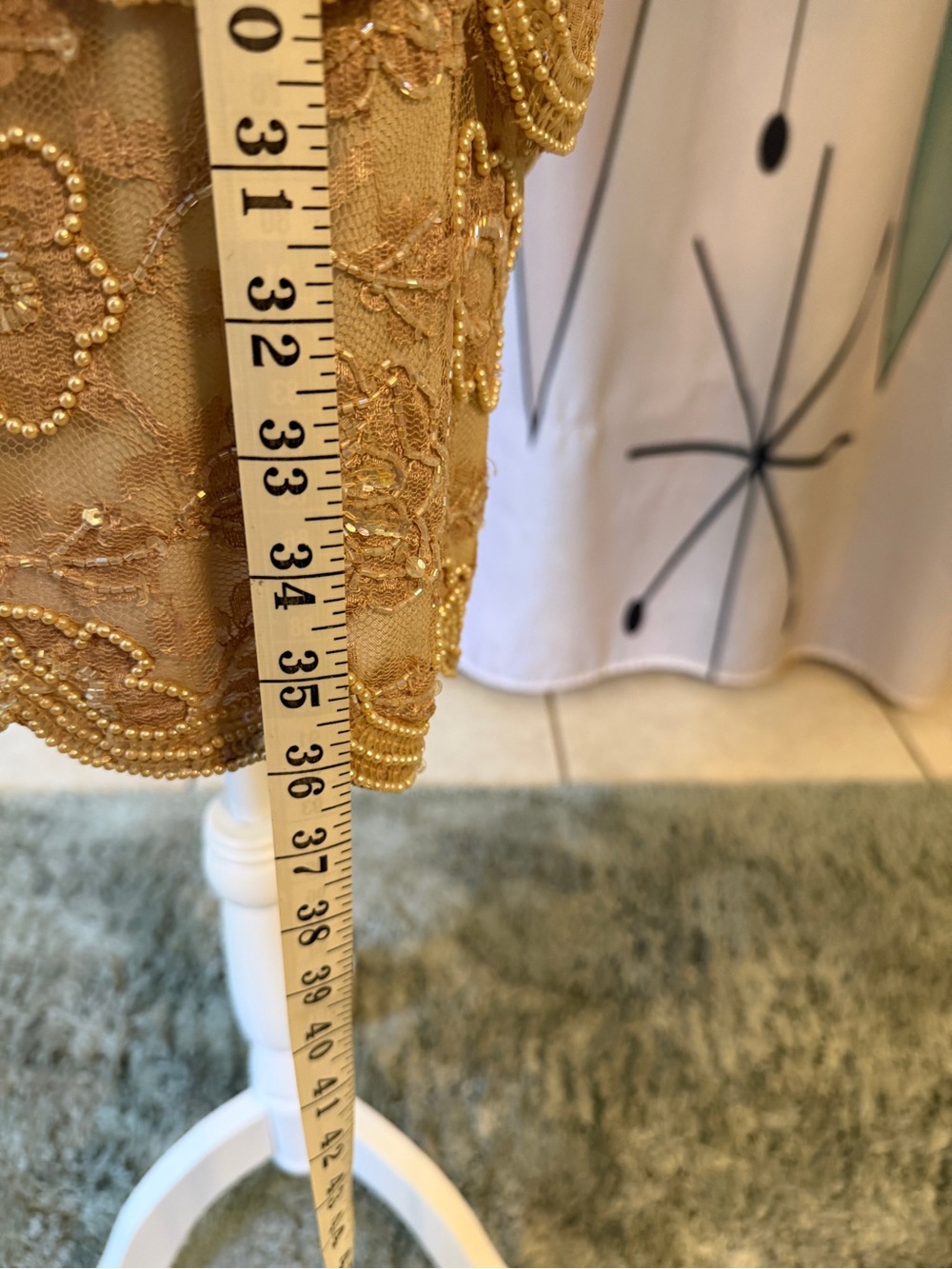 Elegant Tan/Cream Lace Beaded Midi Dress… Beautiful condition! - Picture 6 of 9